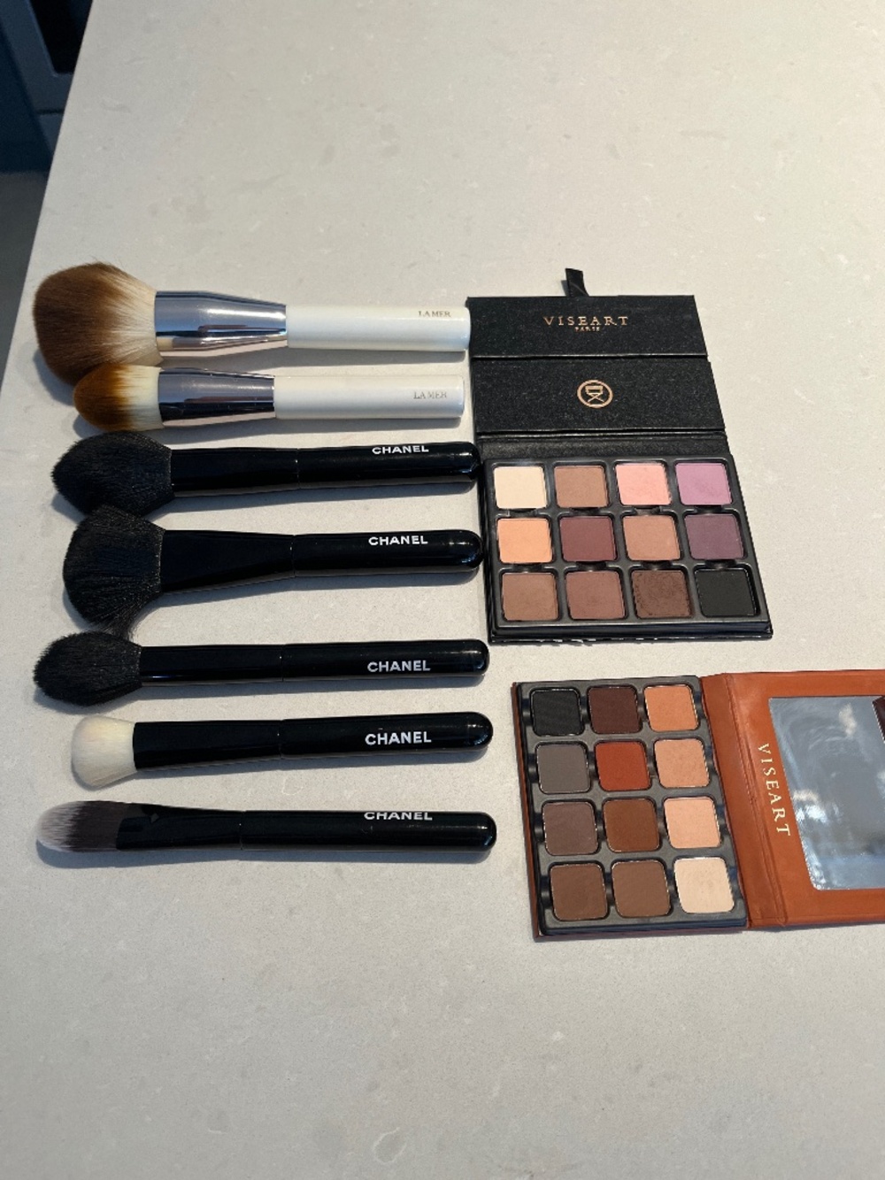 CHANEL/LA MER BRUSHES and VISEART Palettes